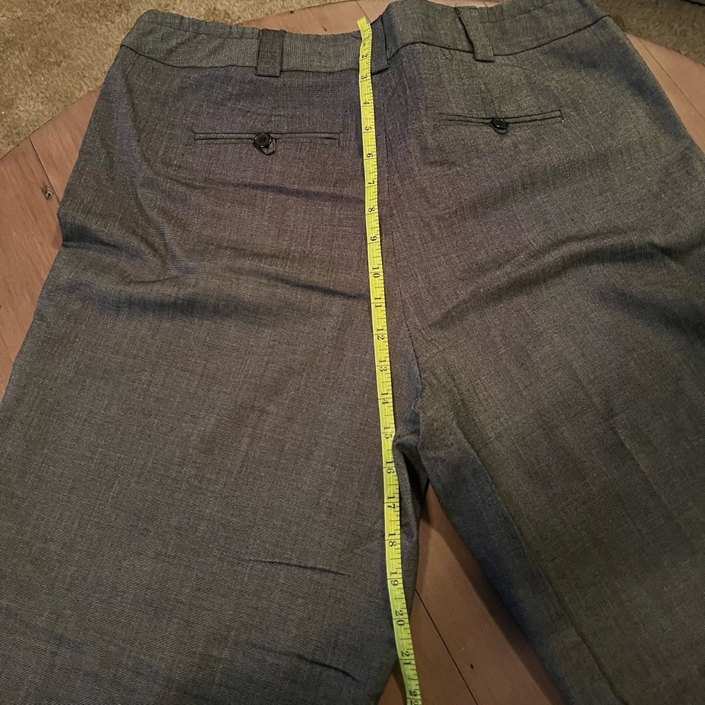Women’s Gray Dress Pants​​ - Picture 5 of 8